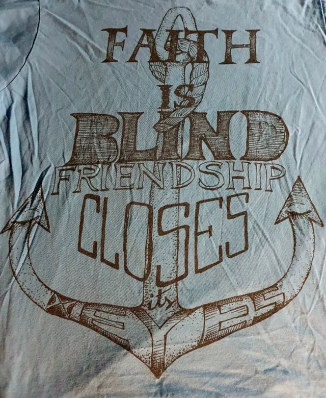 Camiseta Inside azul - Faith Friendship tS