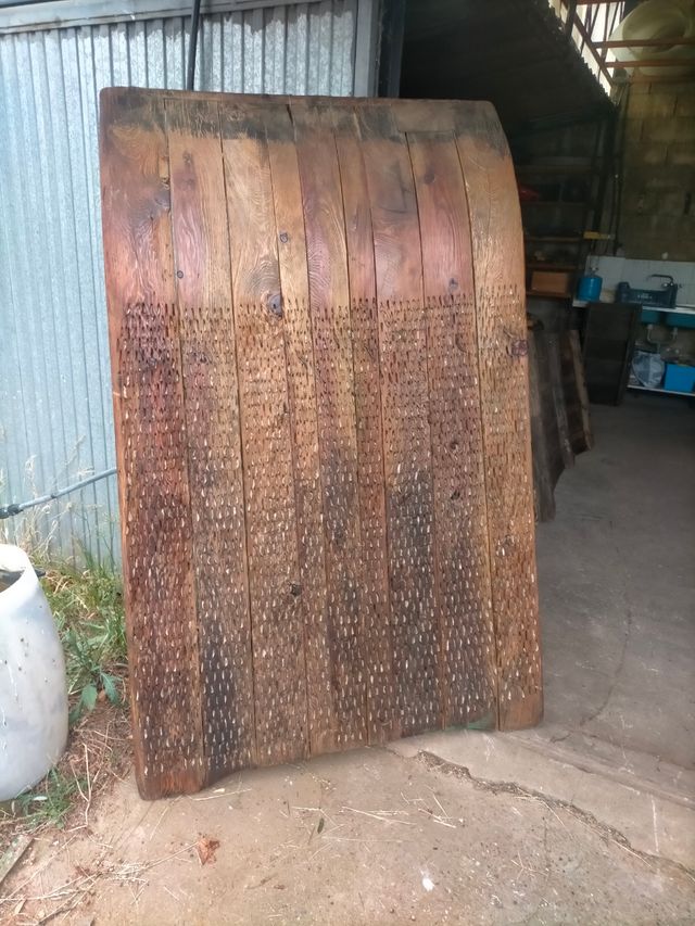 Trillo antiguo de madera