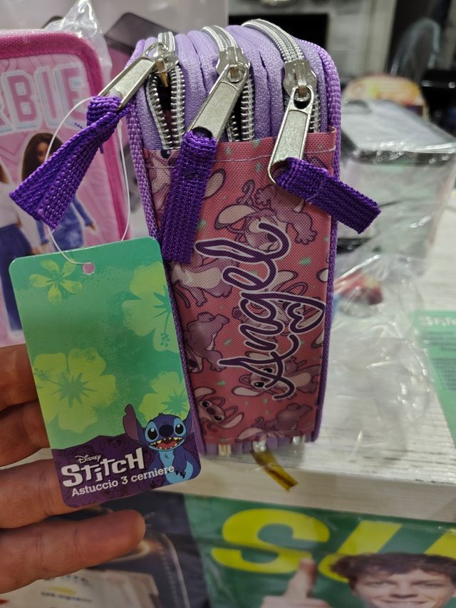 Astuccio 3.zip  Stitch Disney
3 zip completo 
