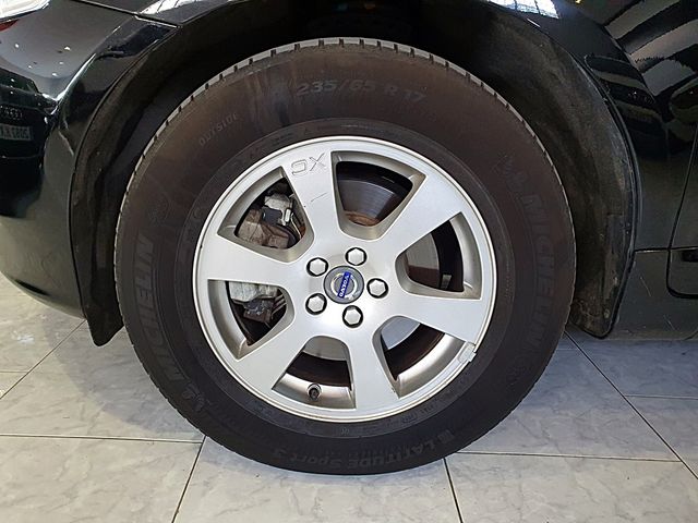 Volvo XC60 D4, 190cv, autom, piel beige, navegador