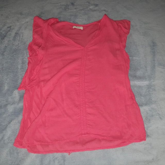 Blusa sin mangas cuello pico coral / fucsia tS