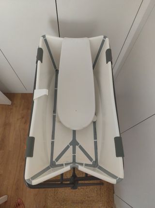 Bañera Stokke plegable+patas+adaptador bebés+tubo