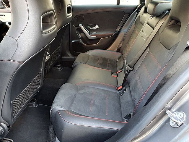 MB CLA 250 AMG, 224cv, automat, carplay...