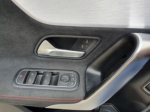 MB CLA 250 AMG, 224cv, automat, carplay...