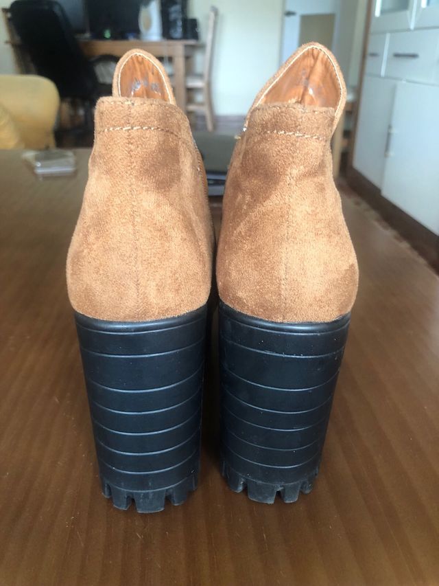Botines plataforma marrones