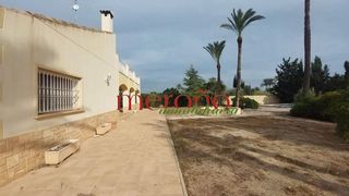 Chalet en venta en Algorós - El Derramador en Elche