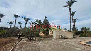 Chalet en venta en Algorós - El Derramador en Elche