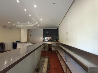 Local comercial en venta en Fontarrón en Madrid