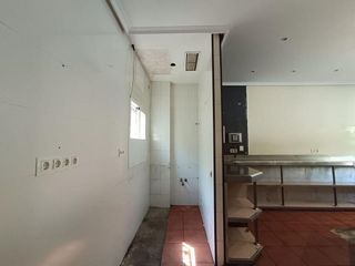 Local comercial en venta en Fontarrón en Madrid