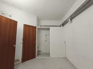 Local comercial en venta en Fontarrón en Madrid