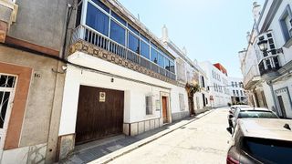 Chalet en venta en Núcleo Urbano en Chiclana de la Frontera