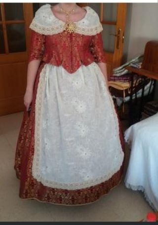 Traje Hogueras Alicante adulto.re recogida alicant