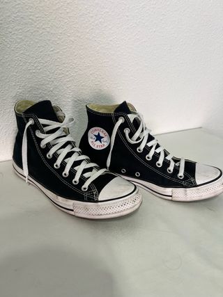 Converse Chuck Taylor negras 43