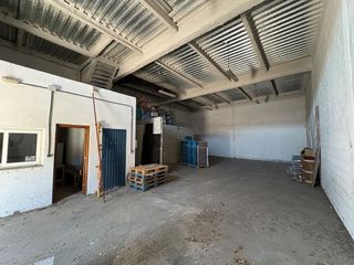 Nave industrial en venta en San Andrés en Madrid