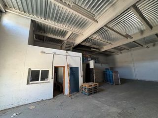 Nave industrial en venta en San Andrés en Madrid