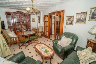 Piso en venta en Linares