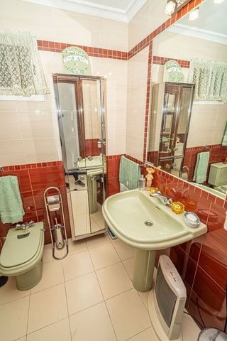 Piso en venta en Linares