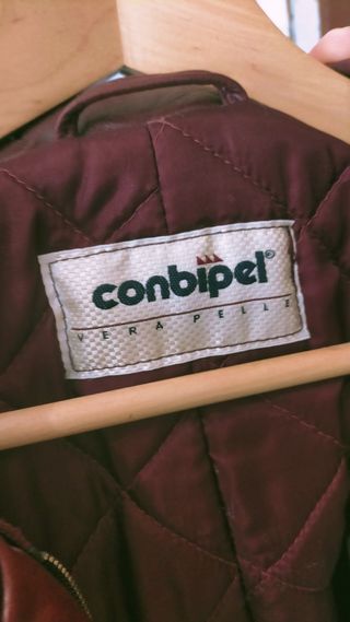 Cappotto Conbipel in vera pelle,colore Borgogna.