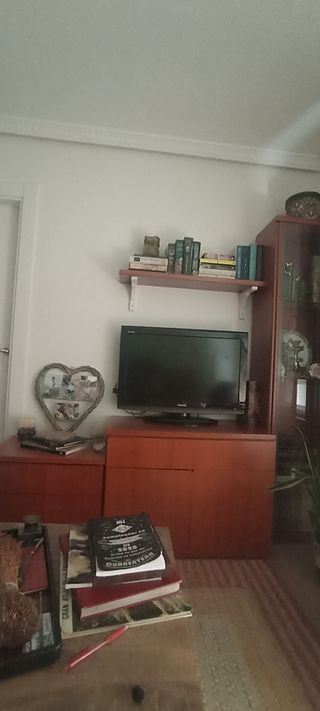 Mueble salón madera - Vitrina