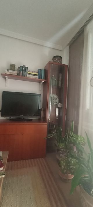 Mueble salón madera - Vitrina