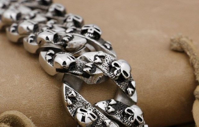 ENVÍO Pulsera Calaveras Gótica acero 316l puro