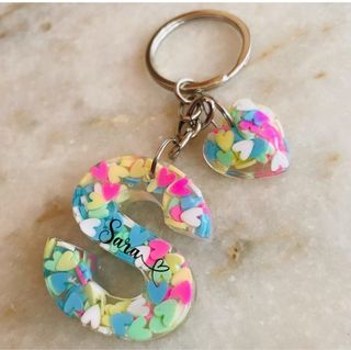 Llavero de Letra con Corazón personalizado