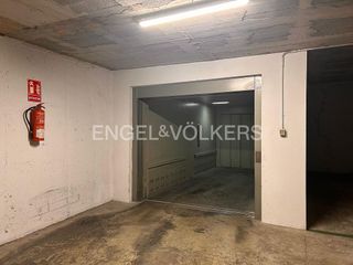 Garaje en venta en Arenal - La Pólvora en Dos Hermanas