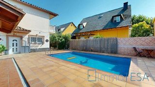 Chalet en venta en Ca n’Esteper – Can Gorgs – Can Gorgs II en Barbera del Vallès