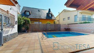 Chalet en venta en Ca n’Esteper – Can Gorgs – Can Gorgs II en Barbera del Vallès