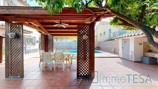 Chalet en venta en Ca n’Esteper – Can Gorgs – Can Gorgs II en Barbera del Vallès