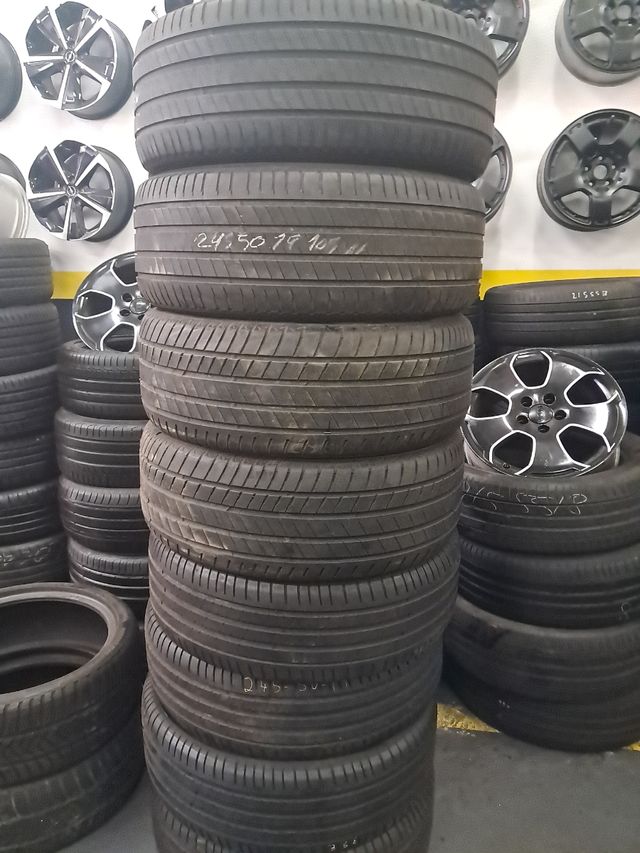 Neumáticos usados 245 50 19 por 30 por rueda lleva