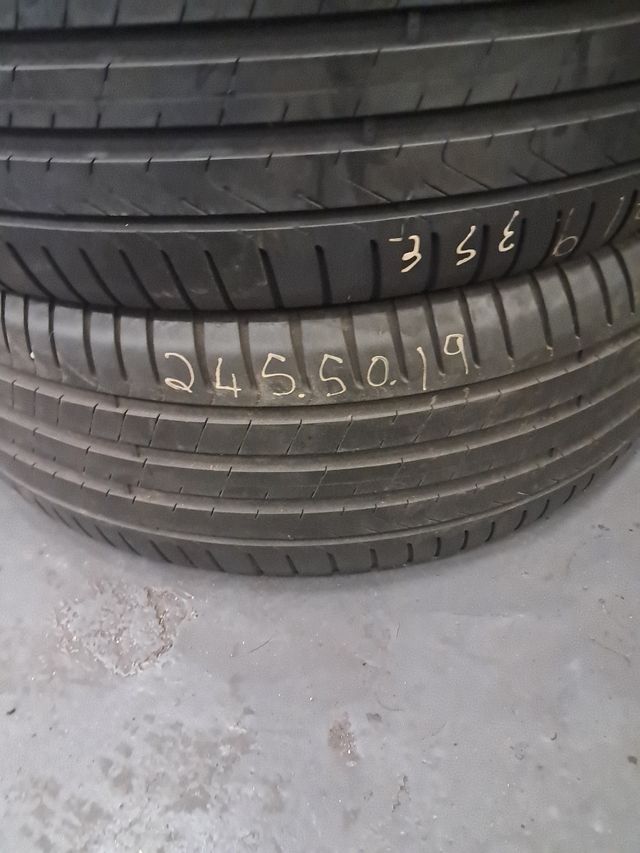 Neumáticos usados 245 50 19 por 30 por rueda lleva
