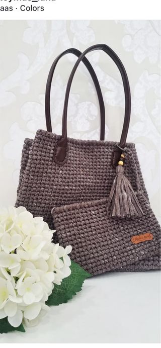 Bolso y cartera marrón hechos a mano