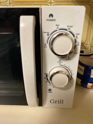 Microondas Orbegozo Grill