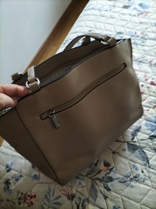 2 Bolsos devota y lomba y desigual- Beige y Negro