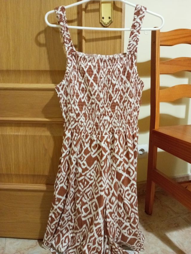 Mono premamá corto marrón y blanco