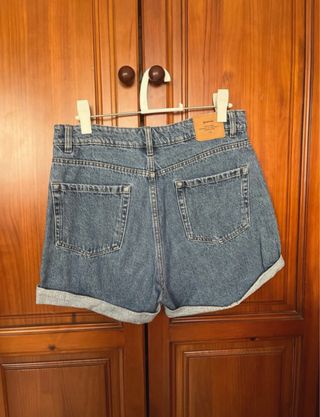 Shorts Stradivarius azules