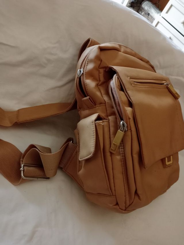 Bolso Adolfo Domínguez beige