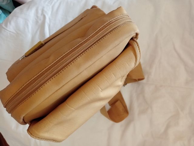 Bolso Adolfo Domínguez beige