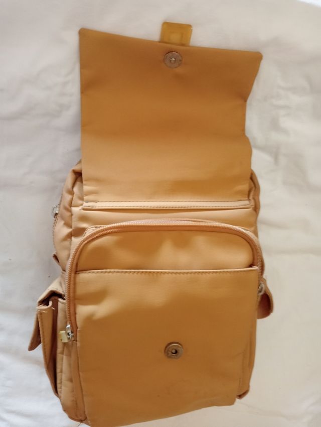 Bolso Adolfo Domínguez beige