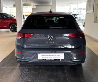 Volkswagen Golf 2021