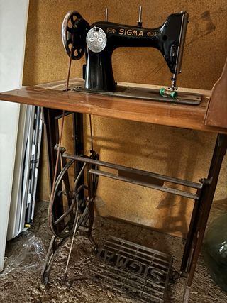 Máquina coser Sigma Antigua