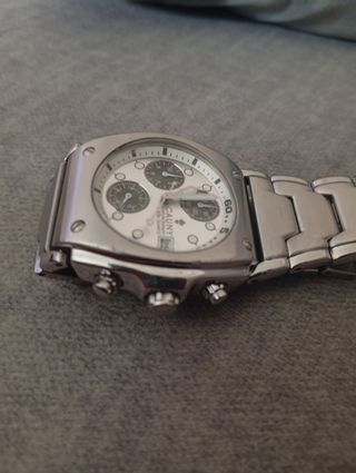 Reloj CAUNY Hombre
TIENE LA CORREA SUELTA