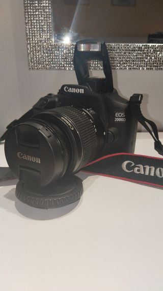 Canon EOS 2000D