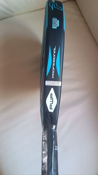 Raqueta Power Padel + 6 botes pelotas