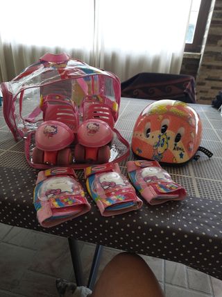 Patines Hello Kitty + casco y rodilleras