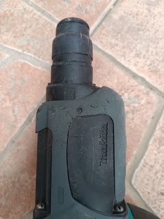 TALADRO PERCUTOR MAKITA DHR202