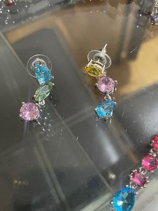 Collar y pendientes Swarovski multicolor