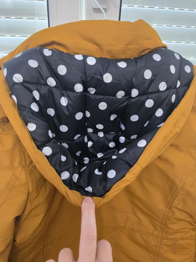 Cazadora plumas mostaza