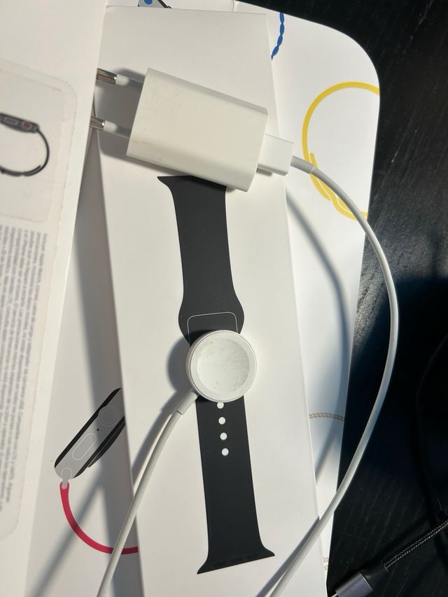 Apple Watch 4 (44mm) GPS + Celular